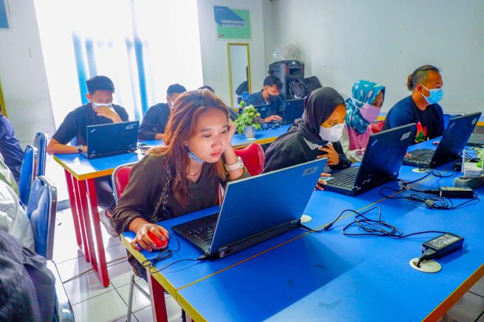 Kualifikasi yang dibutuhkan dalam pekerjaan